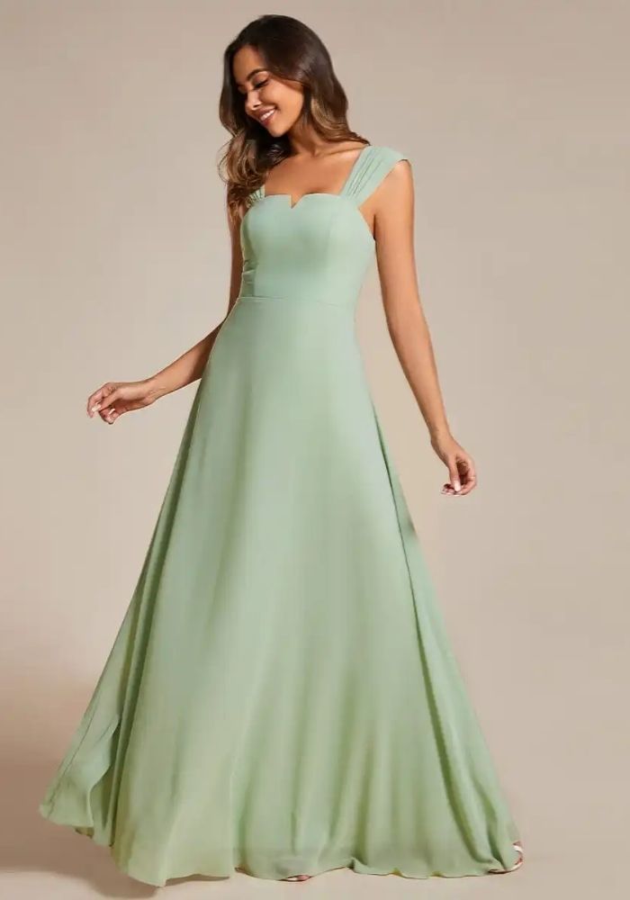 Kleid in Salbeigrün