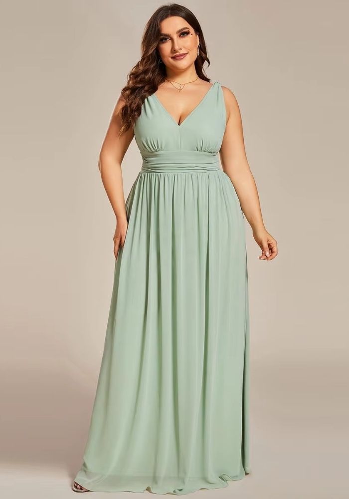 Kleid Salbeigrün Plus Größe Tiefer V-Ausschnitt